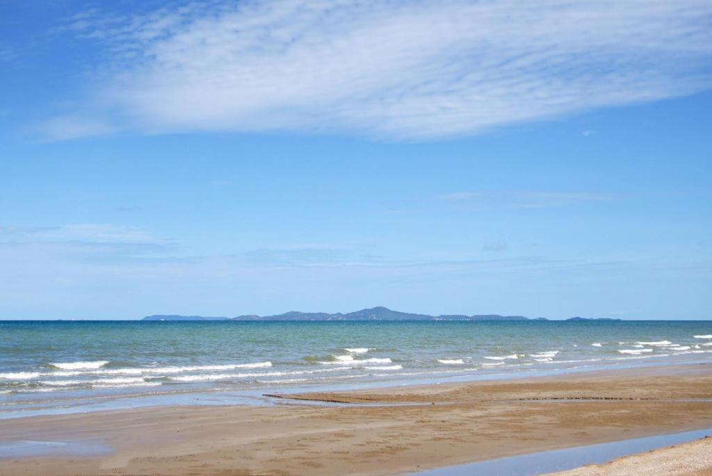 Hotel Jomtien View Paradise Bagian luar foto